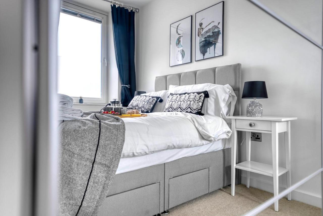 The Post House Two By Fortuna Property Gloucester Dış mekan fotoğraf