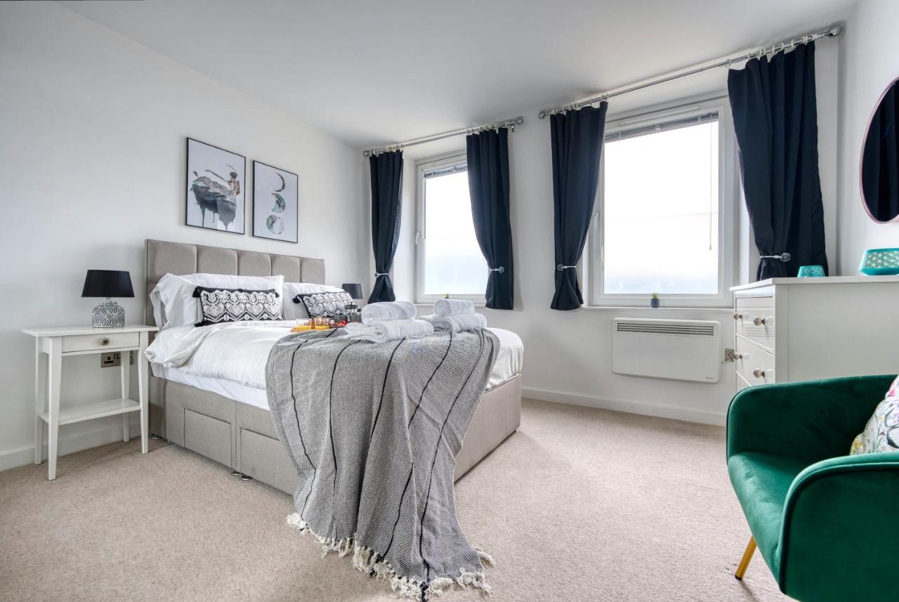 The Post House Two By Fortuna Property Gloucester Dış mekan fotoğraf