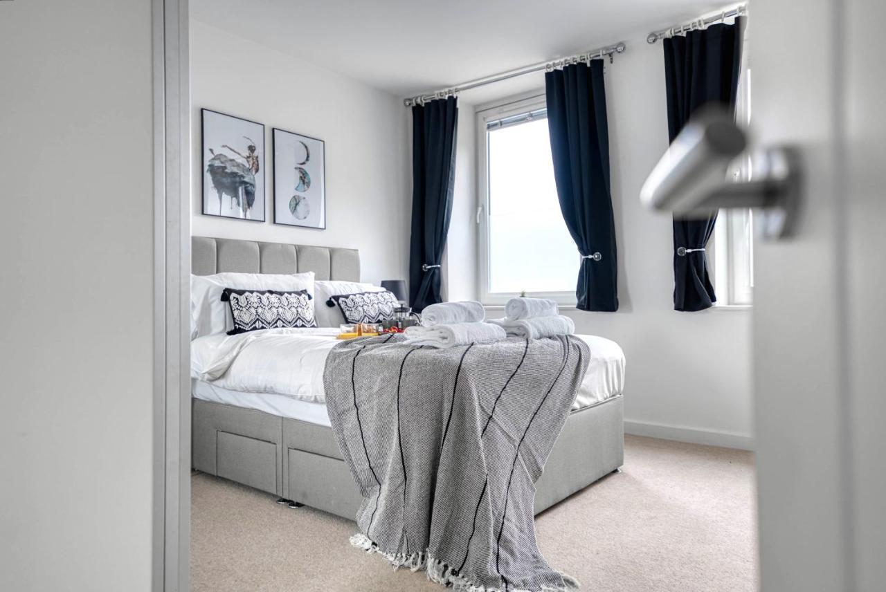 The Post House Two By Fortuna Property Gloucester Dış mekan fotoğraf