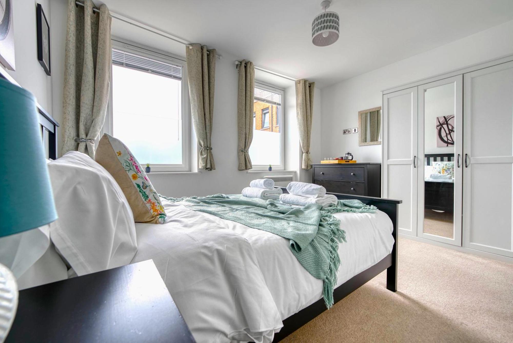 The Post House Two By Fortuna Property Gloucester Dış mekan fotoğraf