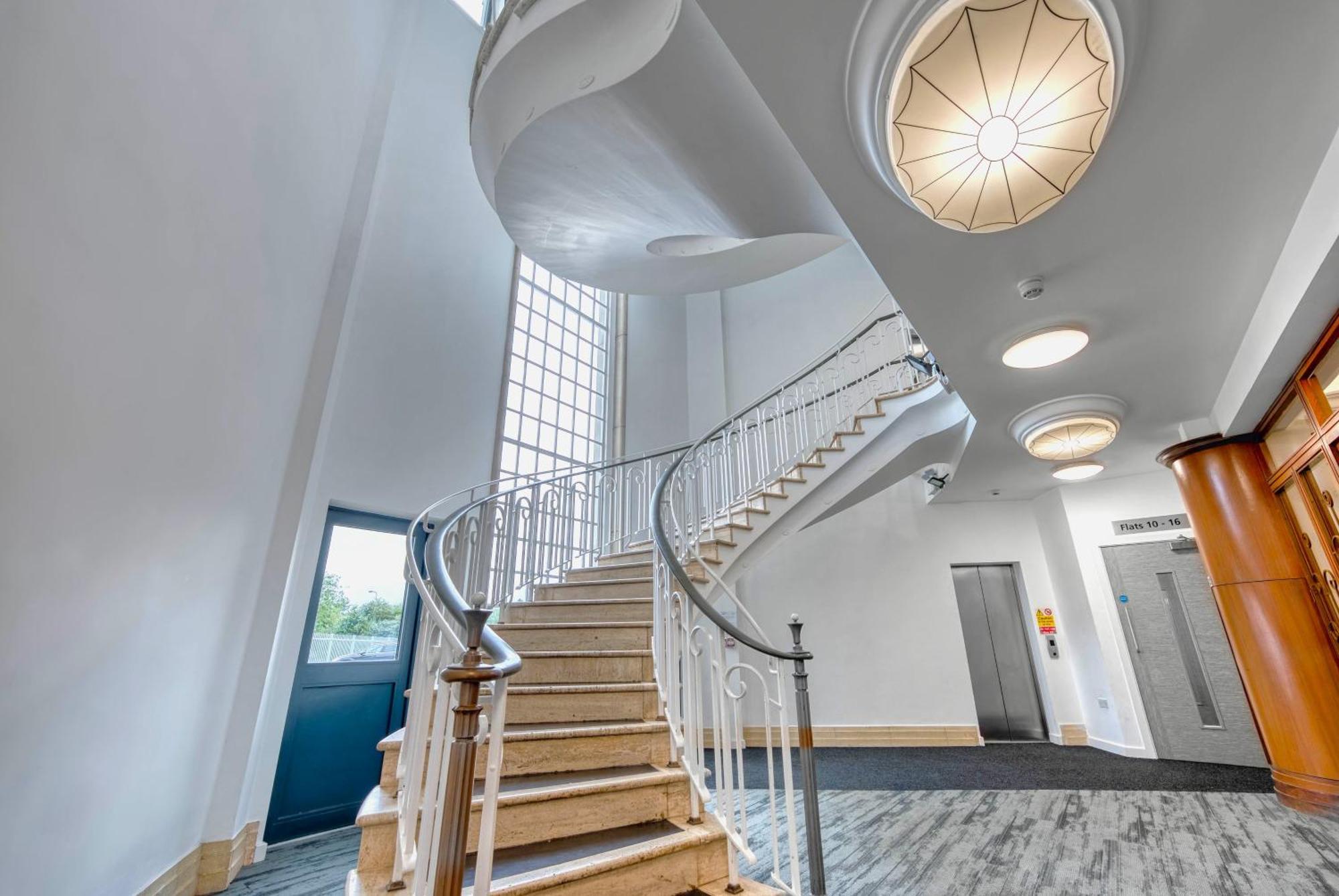 The Post House Two By Fortuna Property Gloucester Dış mekan fotoğraf