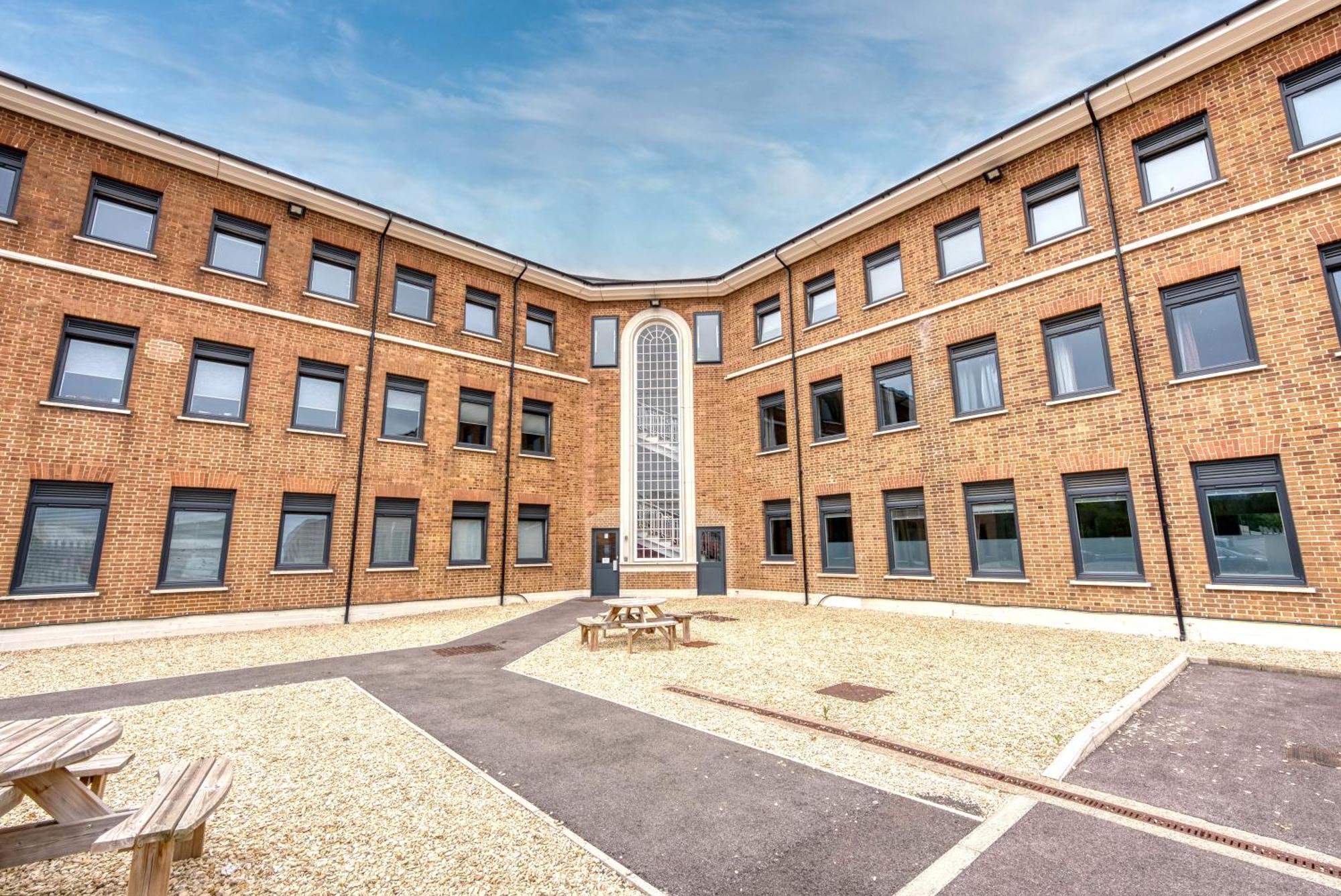 The Post House Two By Fortuna Property Gloucester Dış mekan fotoğraf